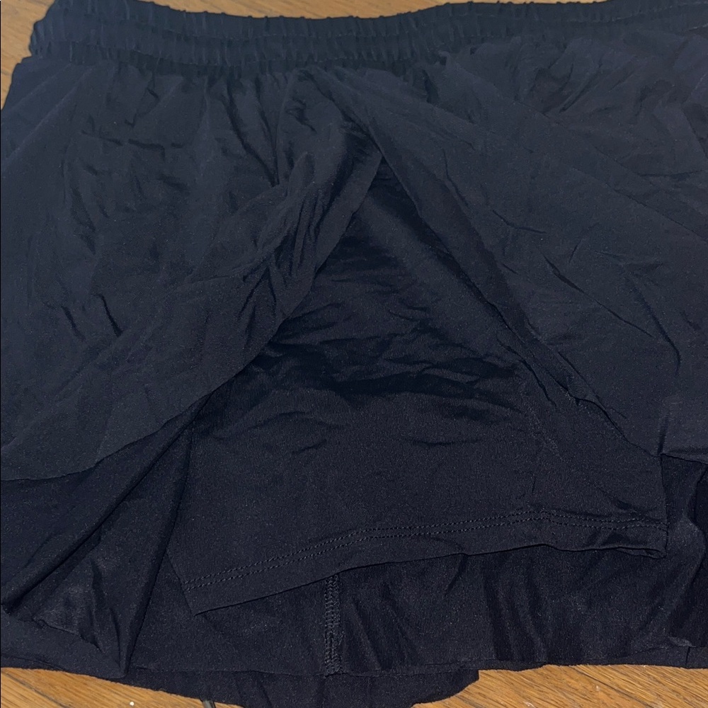 Love Tree Sz Med Black Flowy Shorts Built in Bike Shorts - Picture 6 of 6